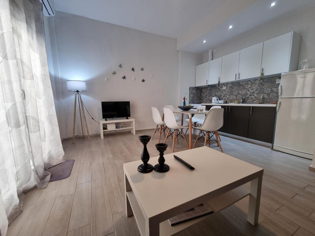 Cosy And Modern Appartment In Olympiáda Eksteriør bilde